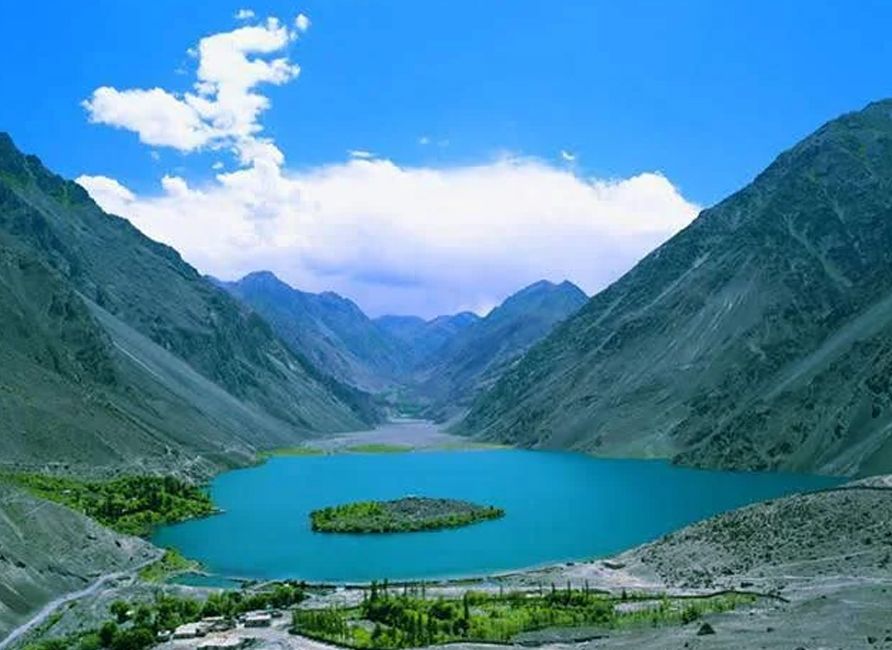Deosai National Park skardu